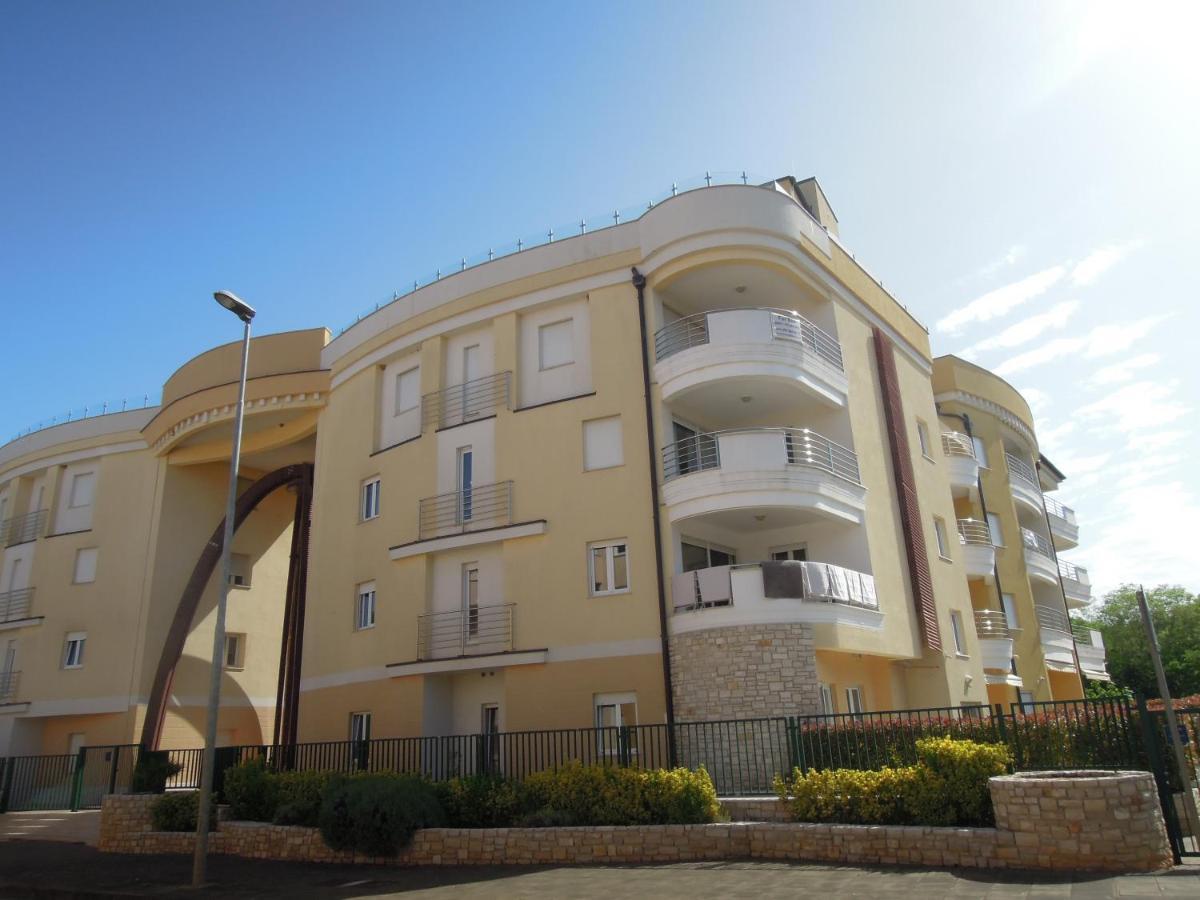 Stella Maris Appartement Umag Exteriör bild