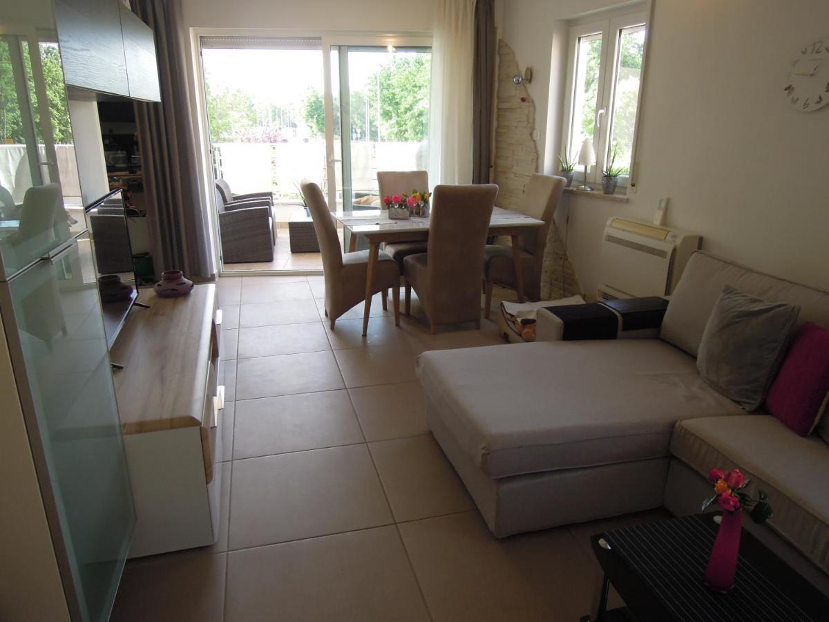 Stella Maris Appartement Umag Exteriör bild